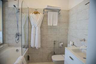 Отель Boutique Hotel Portofino Одесса Стандартный номер с видом на бассейн-4